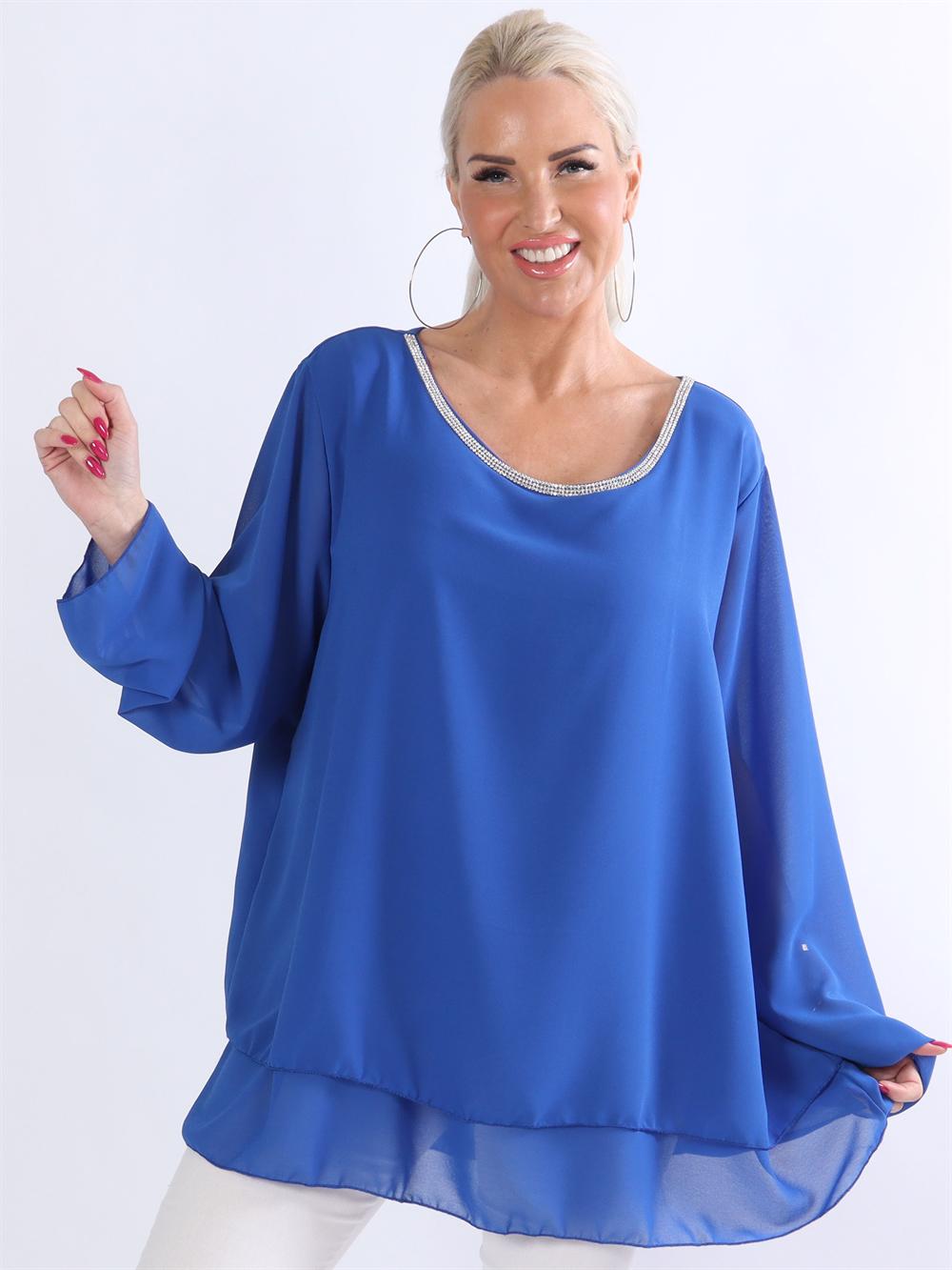 Trine - Tunika med liknande mönster i halsringningen